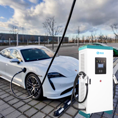 Clever Ocpp Public 60kw EV Ladegerät 3 Phasen 380V mit Doppelstecker